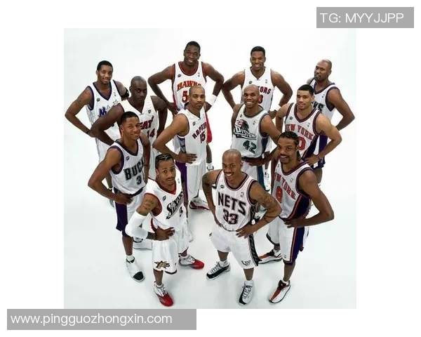 篮球明星灵活运用比赛规则展现个人魅力与团队智慧